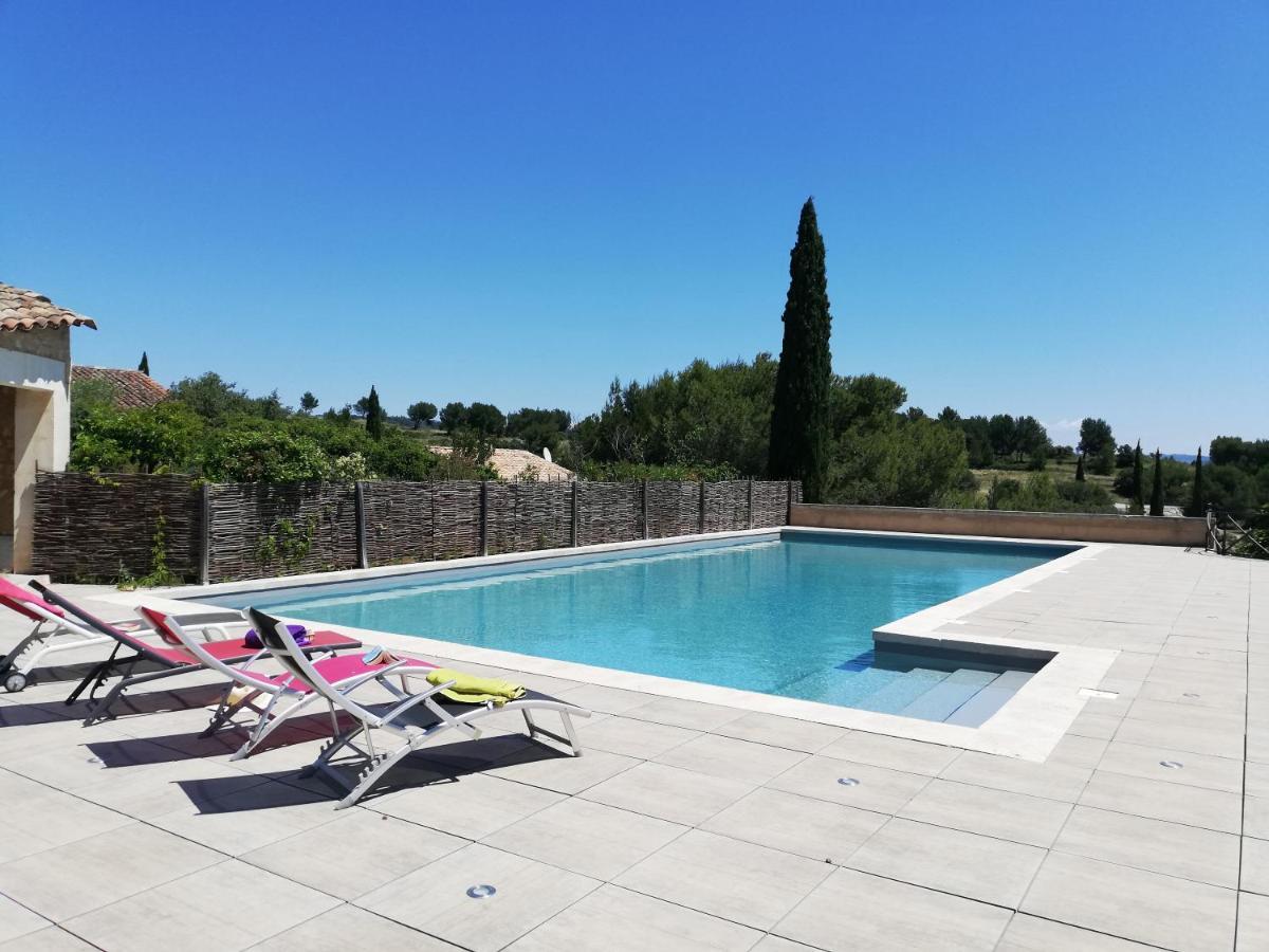 Les Garrigues de la Vallée des Baux Paradou Exterior foto