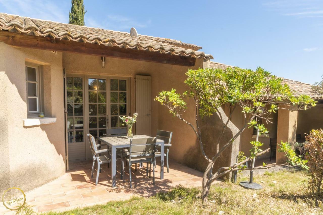 Les Garrigues de la Vallée des Baux Paradou Exterior foto